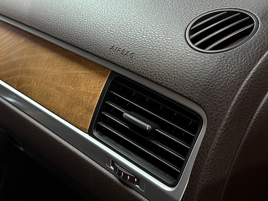 Volkswagen Touareg, 2014 года, пробег 218000 км