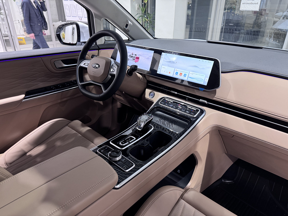 JAC RF8 Флагшип, белый