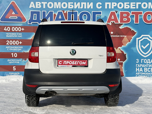 Skoda Yeti Ambition, 2013 года, пробег 164000 км