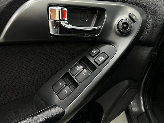 Kia Cerato, 2012 года, пробег 271769 км
