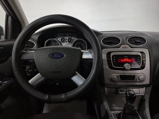 Ford Focus Titanium, 2010 года, пробег 216026 км