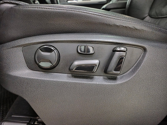 Volkswagen Touareg Wolfsburg Edition, 2017 года, пробег 229911 км