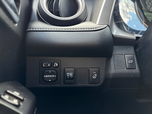 Toyota RAV4, 2017 года, пробег 134273 км