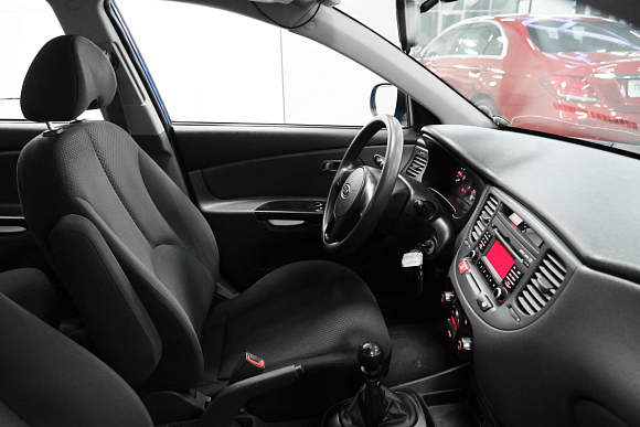 Kia Rio Luxe, 2011 года, пробег 248000 км