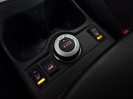 Nissan X-Trail LE+, 2017 года, пробег 247264 км