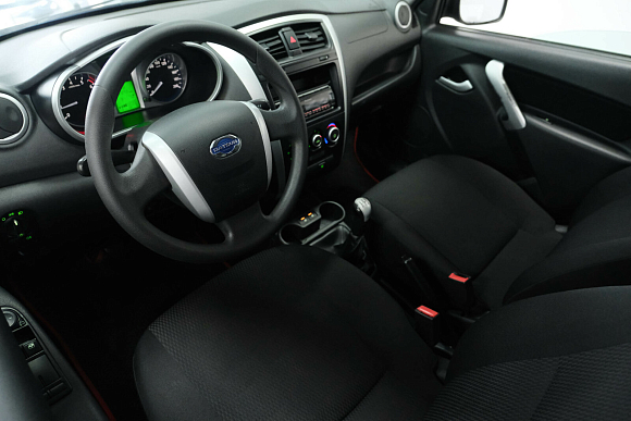 Datsun mi-DO Trust II, 2015 года, пробег 137000 км