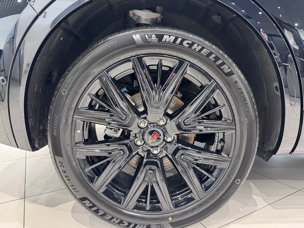 Hongqi HS5 Делюкс, черный