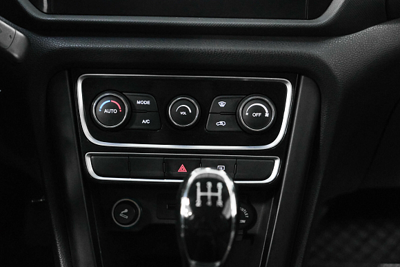 Chery Tiggo 3 Luxury, 2018 года, пробег 99000 км