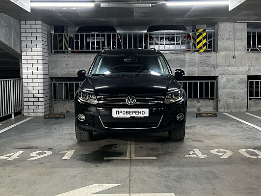 Volkswagen Tiguan Avenue, 2013 года, пробег 171000 км