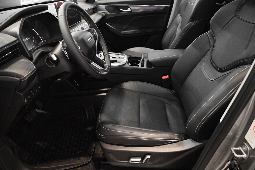 Haval Jolion Техно+, серый