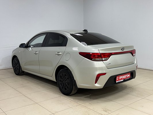 Kia Rio Luxe, 2018 года, пробег 285000 км