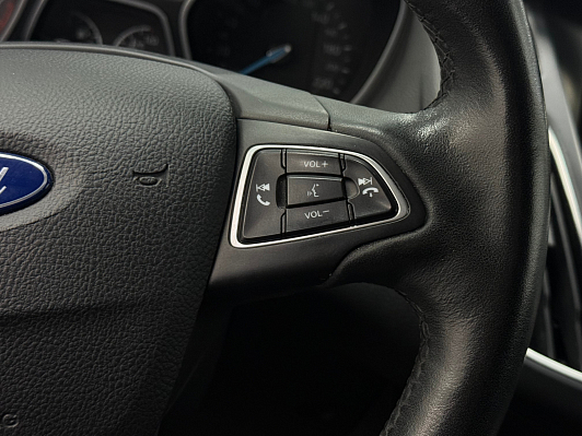 Ford Focus Titanium, 2016 года, пробег 112652 км