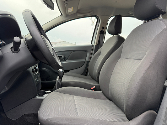 Renault Logan Style, 2021 года, пробег 30666 км