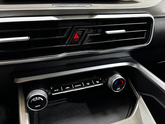 Geely Coolray Luxury, 2022 года, пробег 163330 км