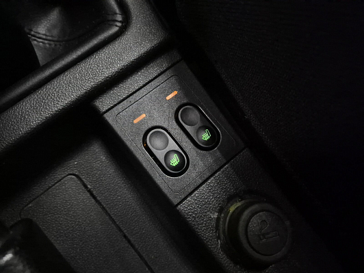 Lada (ВАЗ) Priora Люкс, 2011 года, пробег 176731 км