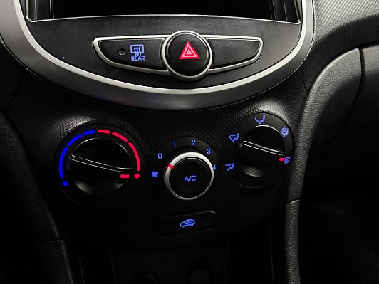 Hyundai Solaris Style, 2013 года, пробег 206957 км