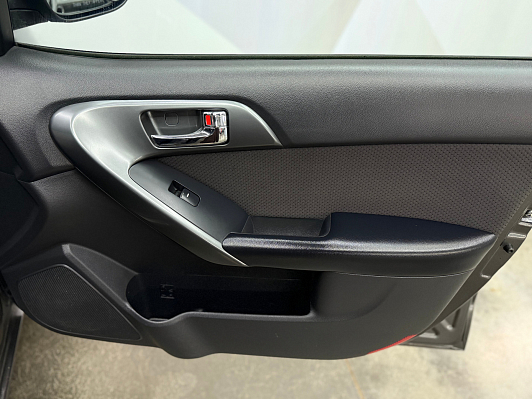 Kia Cerato, 2012 года, пробег 201501 км