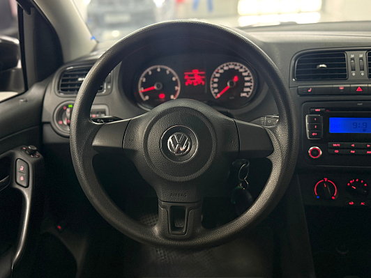 Volkswagen Polo Comfortline, 2012 года, пробег 102000 км