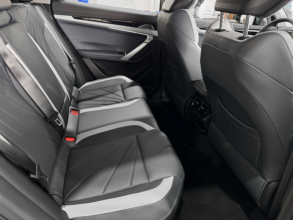 Geely Atlas Flagship Sport, зеленый