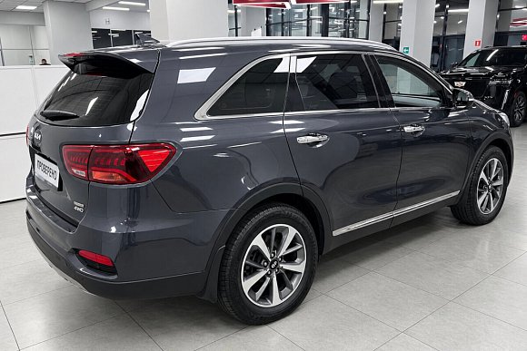 Kia Sorento, 2018 года, пробег 208357 км