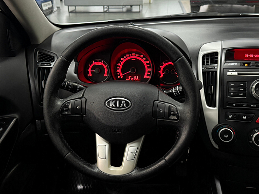 Kia Ceed, 2012 года, пробег 210000 км