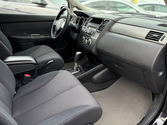 Nissan Tiida, 2008 года, пробег 149000 км