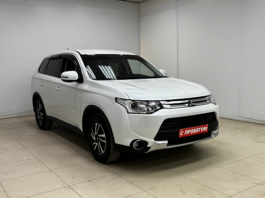 Mitsubishi Outlander Invite, 2014 года, пробег 131630 км