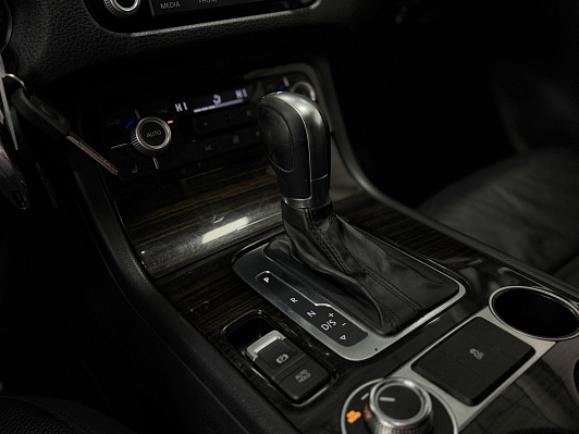 Volkswagen Touareg Business, 2014 года, пробег 192000 км
