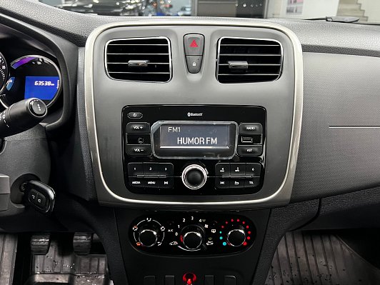 Renault Logan Special Edition, 2018 года, пробег 64000 км