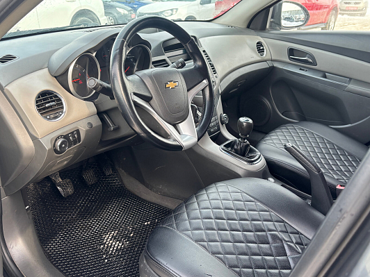 Chevrolet Cruze LS, 2010 года, пробег 255600 км