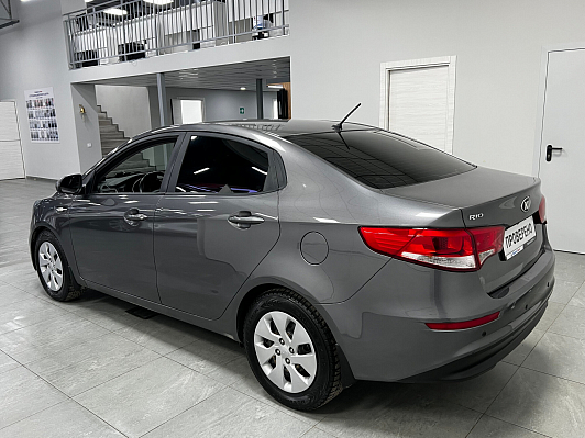Kia Rio Luxe, 2016 года, пробег 116000 км