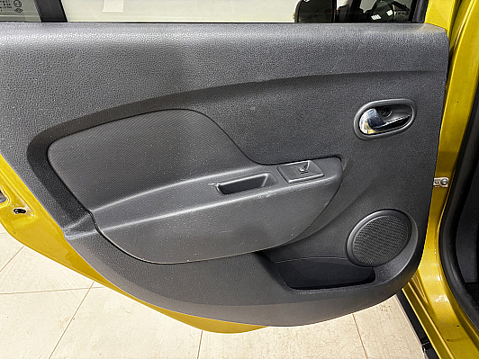 Renault Sandero, 2014 года, пробег 156831 км