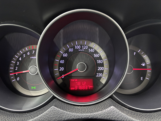Kia Cerato Comfort, 2011 года, пробег 316833 км
