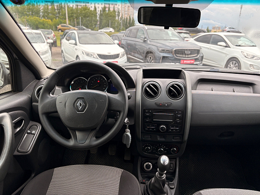Renault Duster Expression, 2015 года, пробег 123837 км