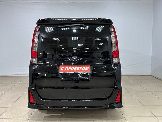 Toyota Esquire, 2017 года, пробег 97470 км