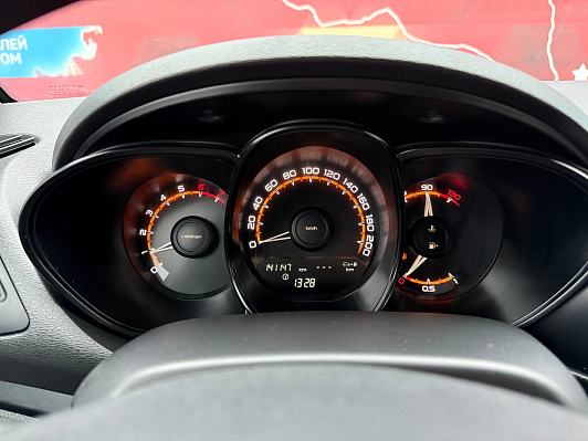 Lada (ВАЗ) Vesta 50 Anniversary, 2021 года, пробег 141127 км