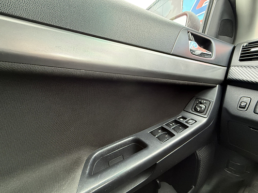 Mitsubishi Lancer, 2008 года, пробег 233000 км