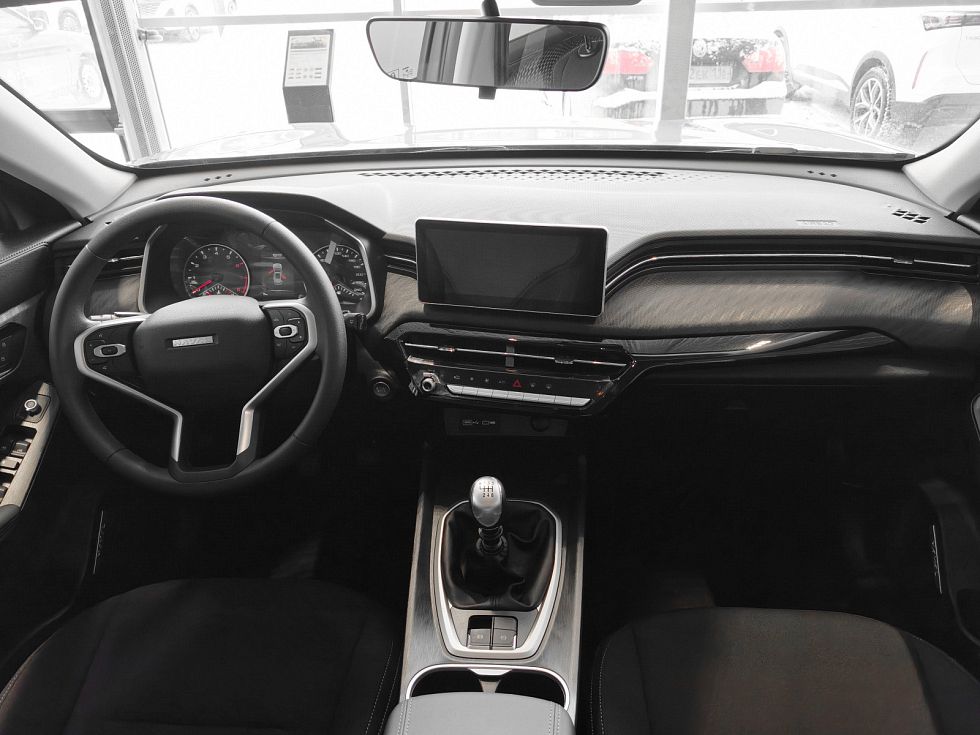 Haval Jolion Комфорт, белый