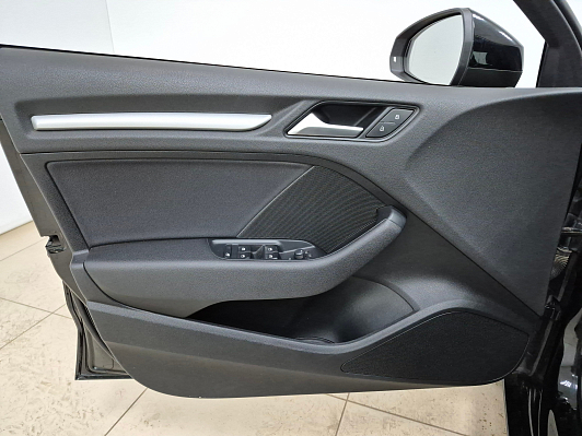 Audi A3 Attraction, 2014 года, пробег 133269 км