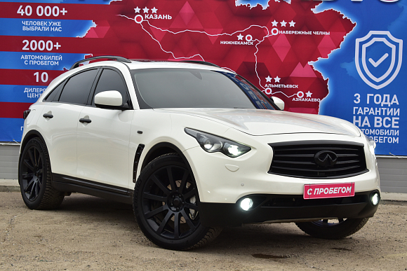 Infiniti QX70, 2014 года, пробег 200000 км