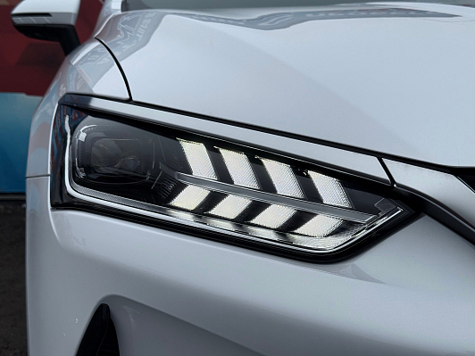 BYD Qin, 2022 года, пробег 135 км