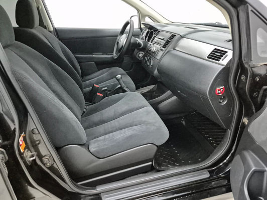 Nissan Tiida, 2010 года, пробег 226257 км