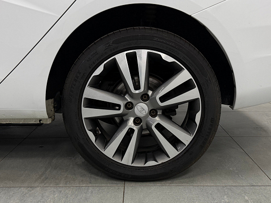 Lada (ВАЗ) Vesta, 2020 года, пробег 90194 км