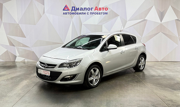 Opel Astra Cosmo, 2013 года, пробег 220132 км