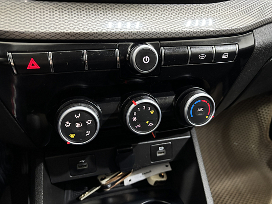 Lada (ВАЗ) Vesta, 2023 года, пробег 31209 км