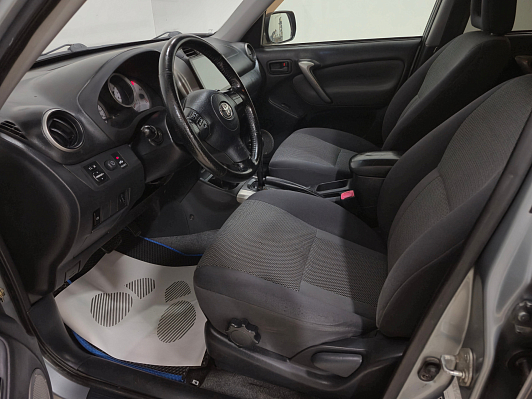 Toyota RAV4, 2005 года, пробег 472147 км