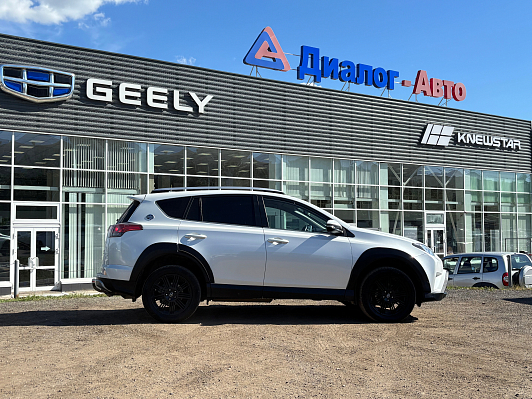 Toyota RAV4 Adventure, 2018 года, пробег 162309 км