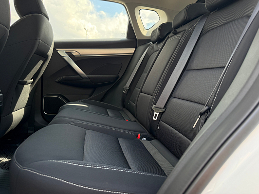 Geely Coolray Luxury, 2023 года, пробег 7800 км