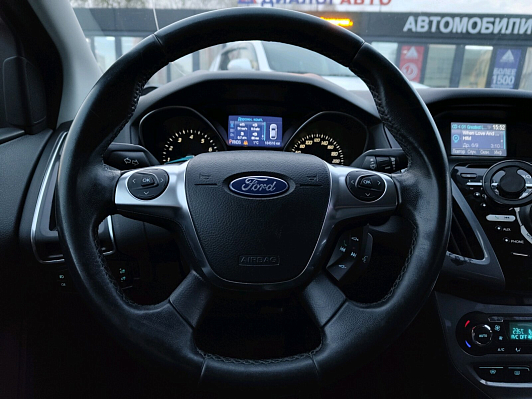 Ford Focus Titanium, 2012 года, пробег 184000 км