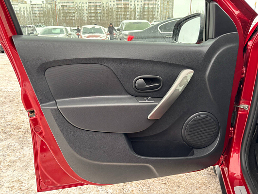 Renault Sandero Confort, 2016 года, пробег 94018 км